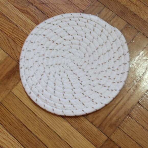 Crocheted Coasters Set of 4 Brown and White Large - Picture 3 of 4